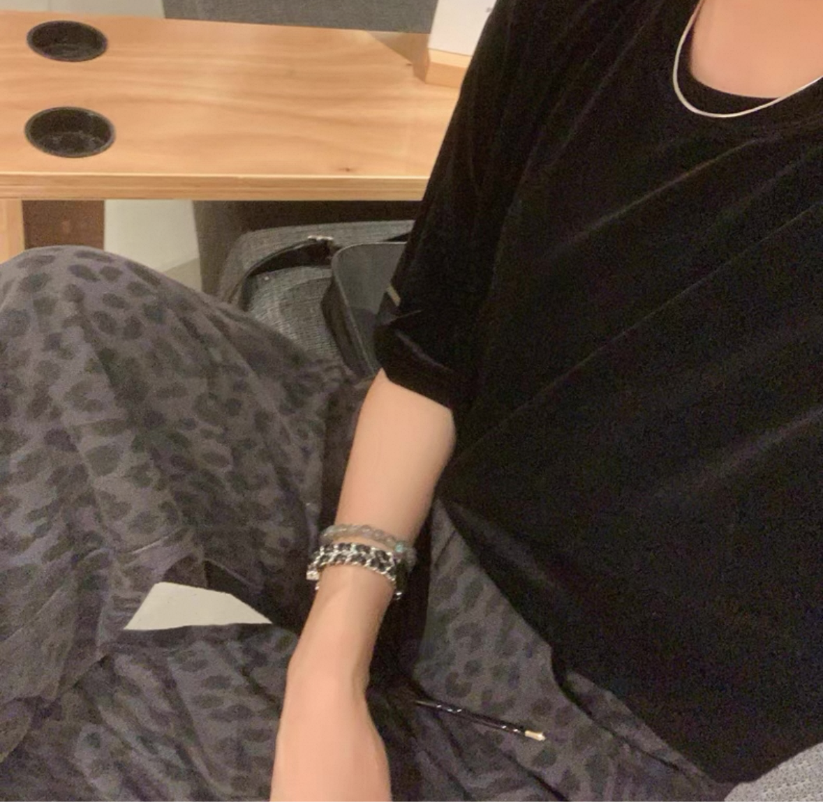 低調質感款豹紋長褲