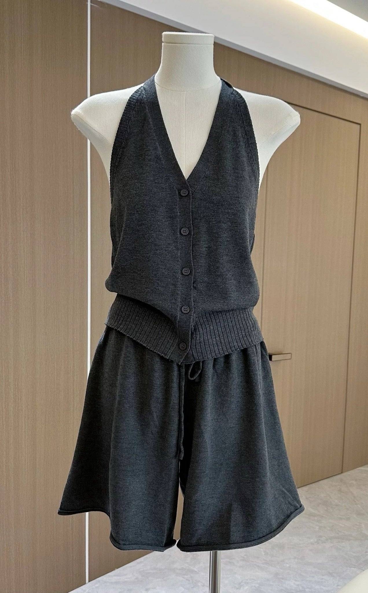 日常有序三件式針織套裝