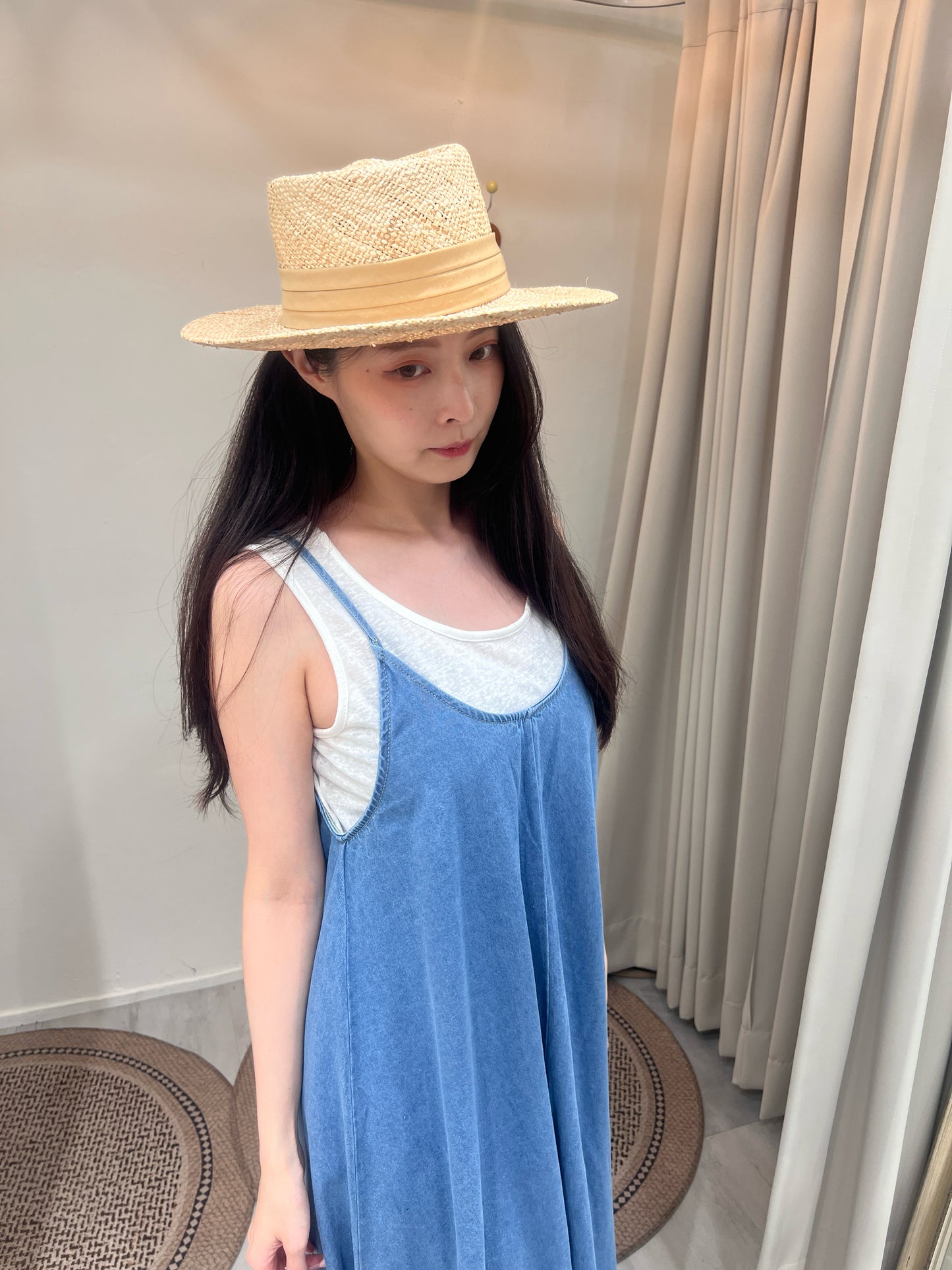 清爽夏日白背心洋裝套裝