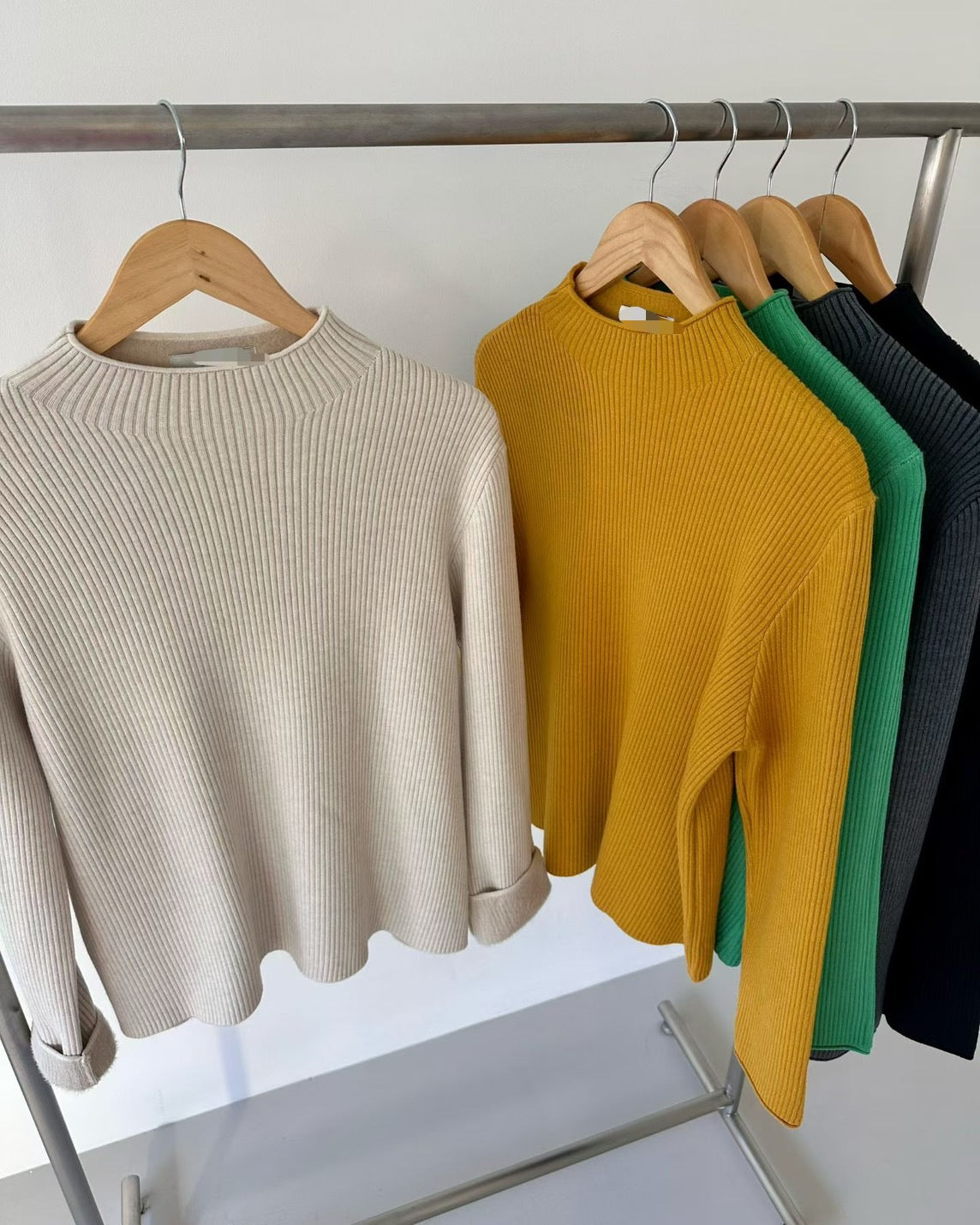 質感微領內刷毛上衣