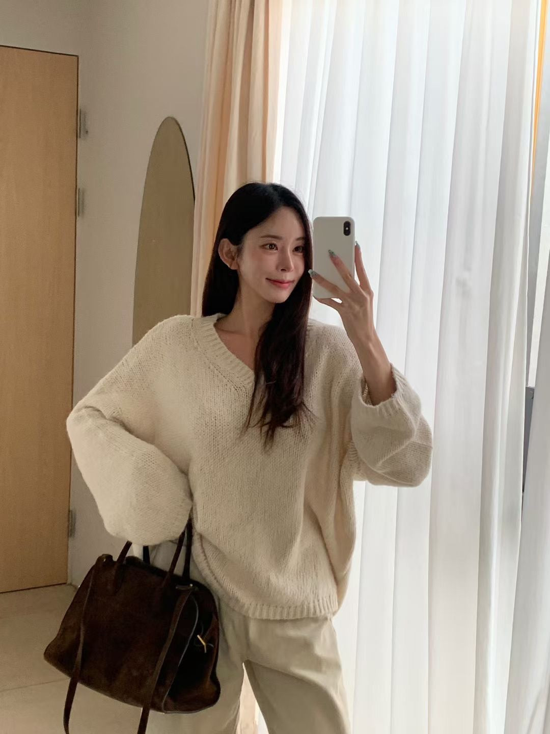 慵懶V型領寬鬆針織衫