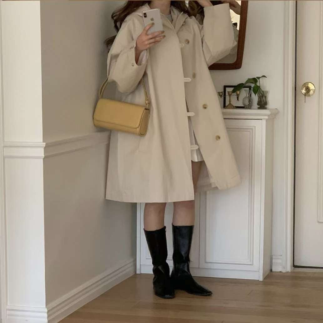 日常輕盈感奶油色外套