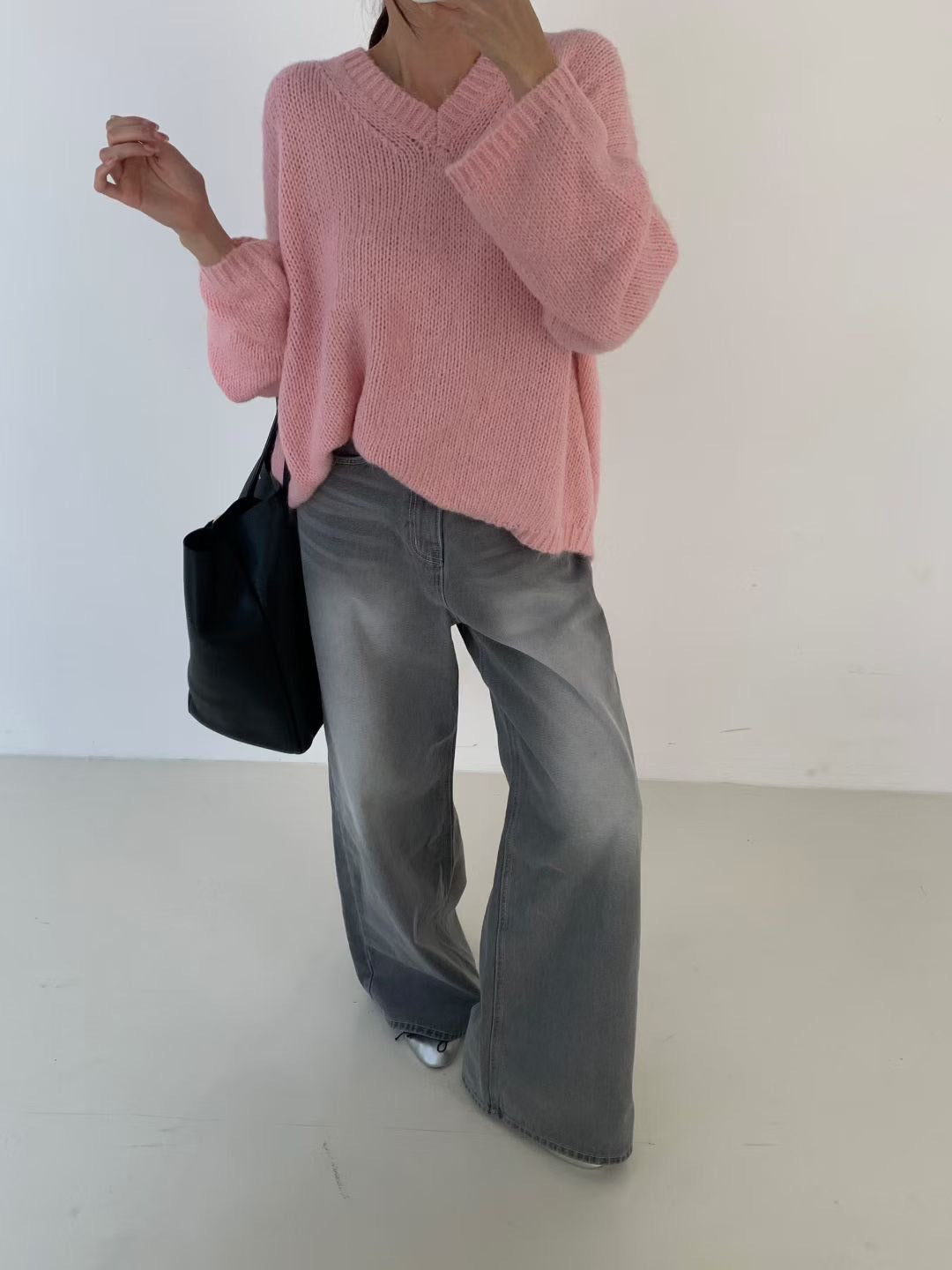 慵懶V型領寬鬆針織衫