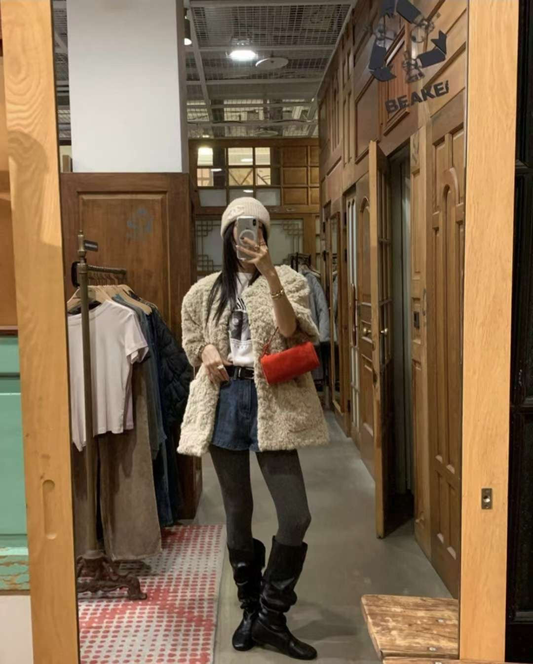 柔軟小宇宙QQ毛短袖外套