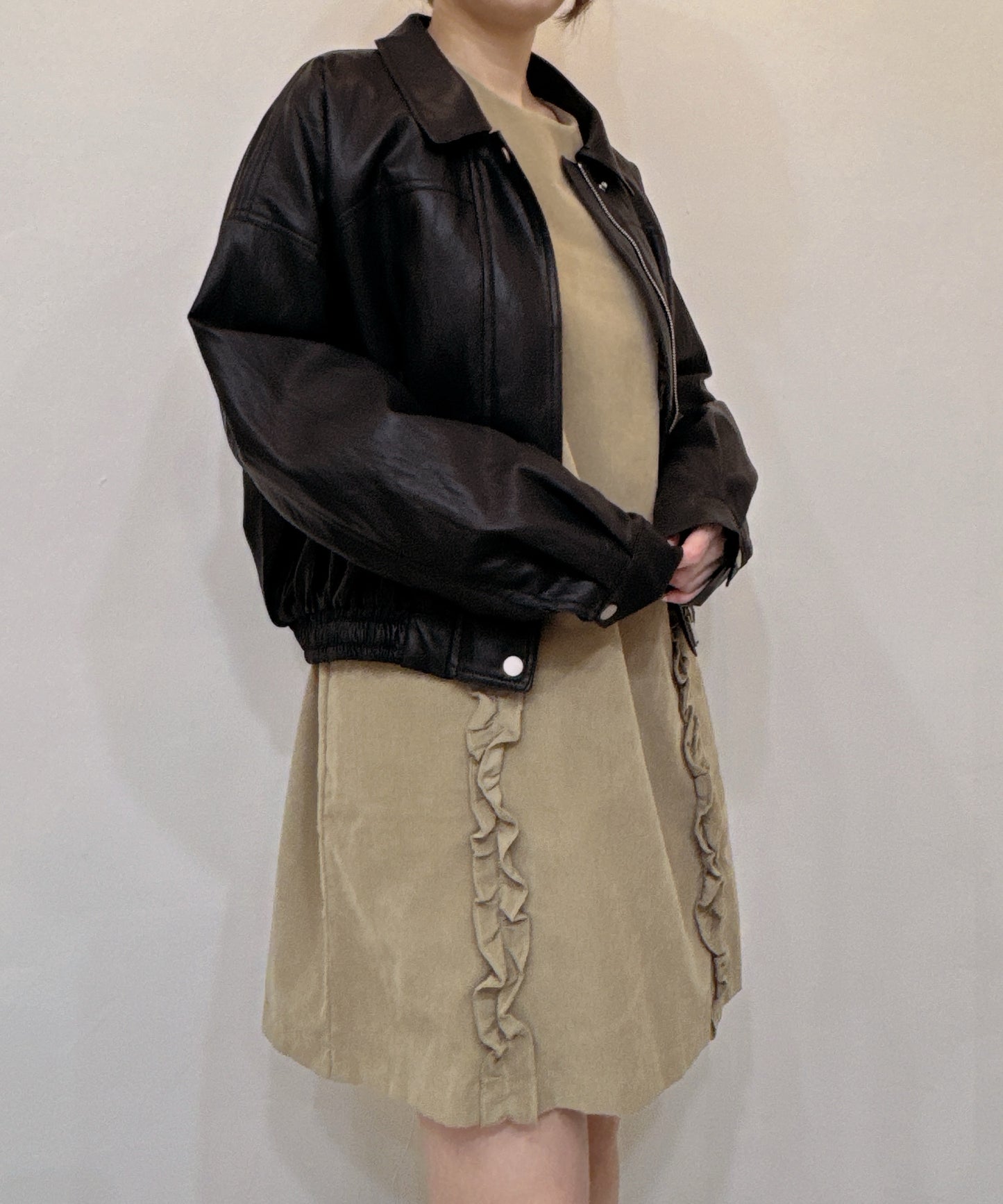 霧感短版皮革外套