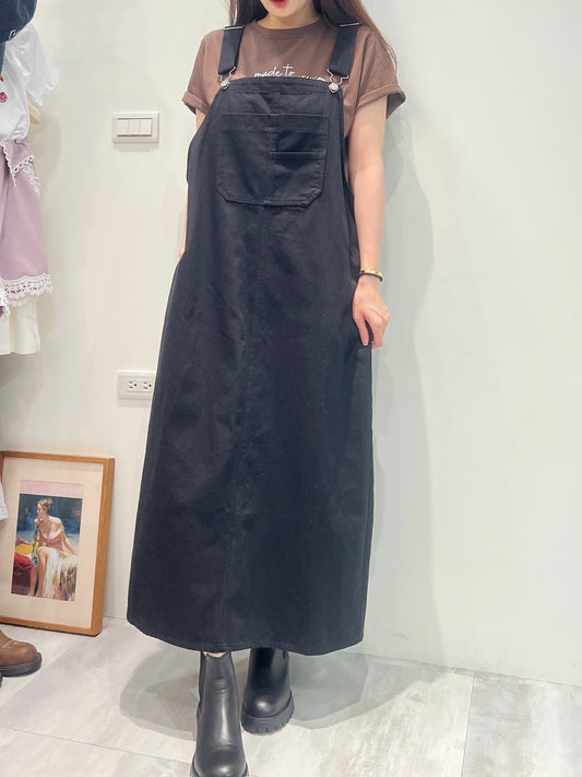 黑色丹寧吊帶連身洋裝