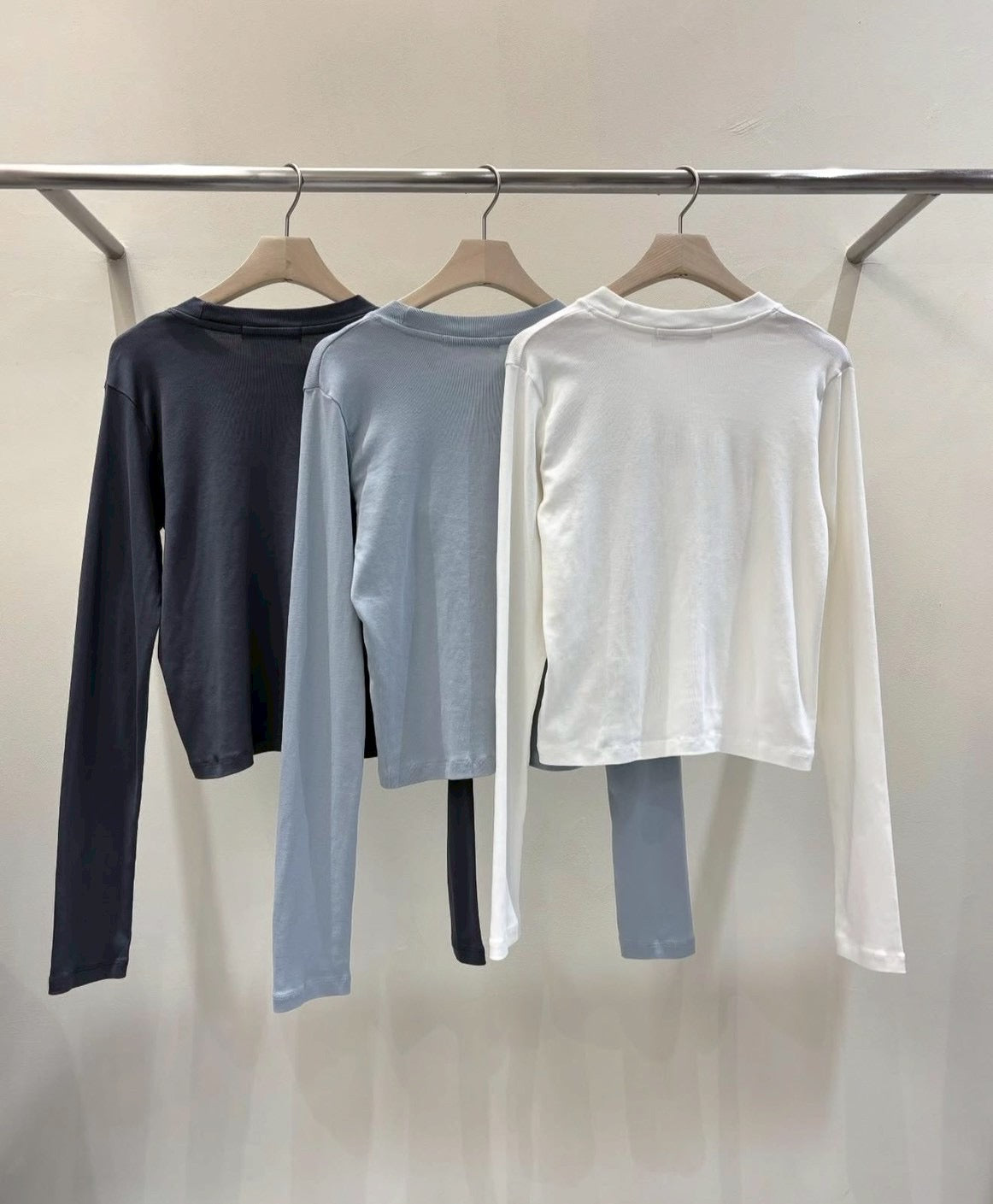 ⟢ STOLEN MOON 星點圖案長袖T ⟣