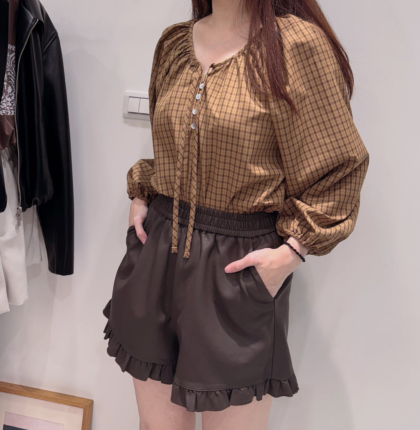 法式小細格寬領上衣