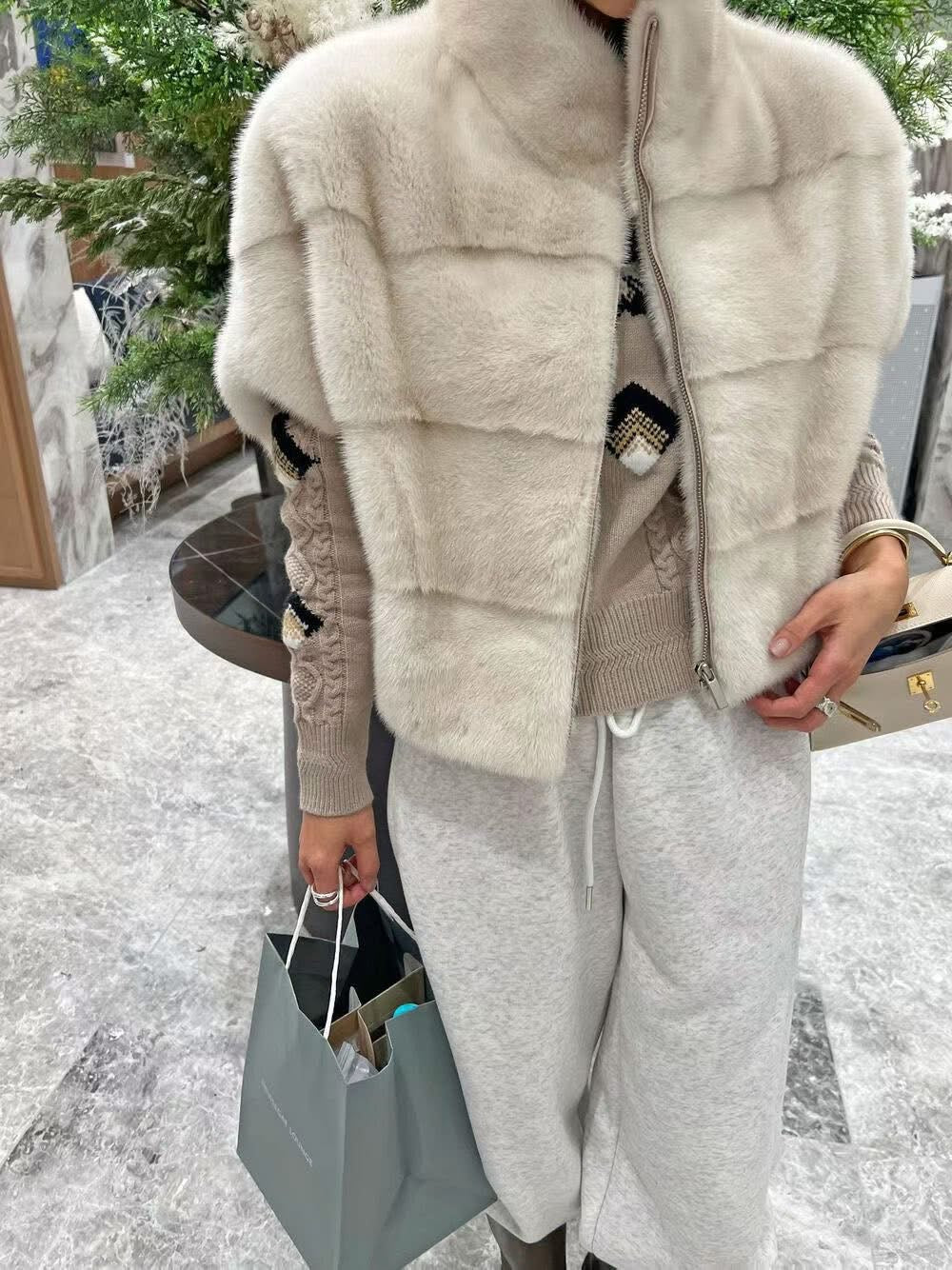 線條短袖毛絨外套