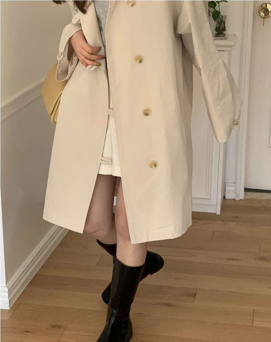 日常輕盈感奶油色外套