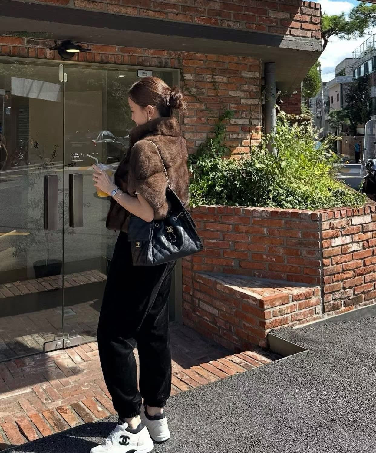 線條短袖毛絨外套