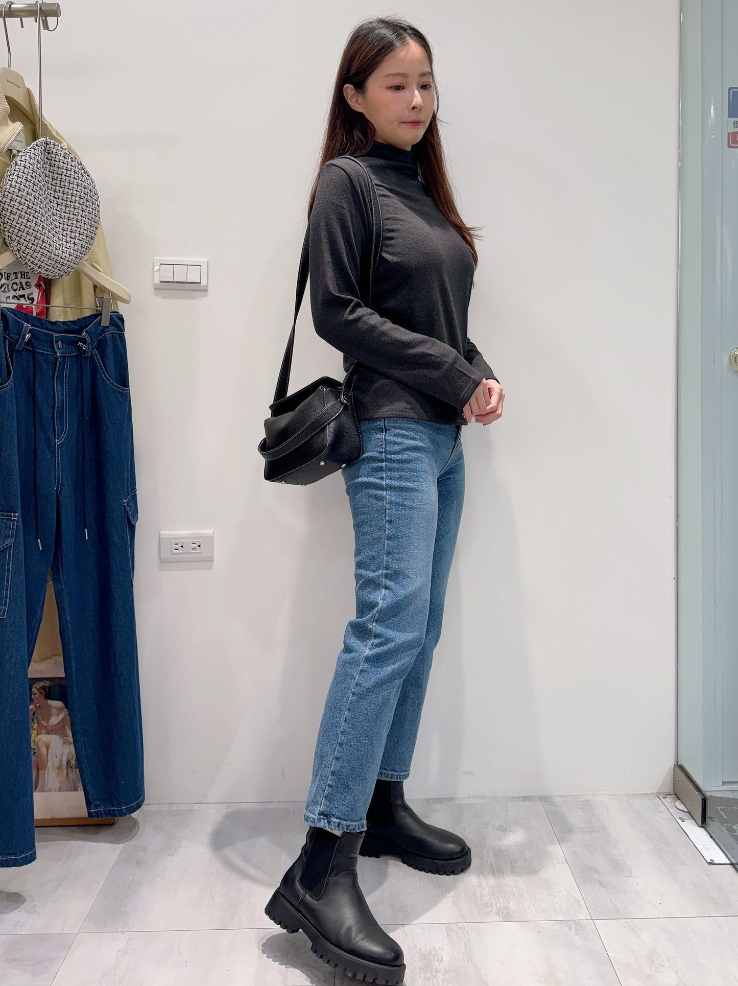 微高領超舒服觸感素面上衣