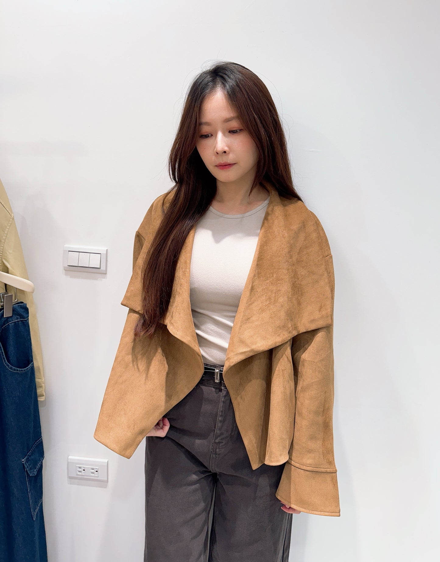 開襟翻領麂皮外套