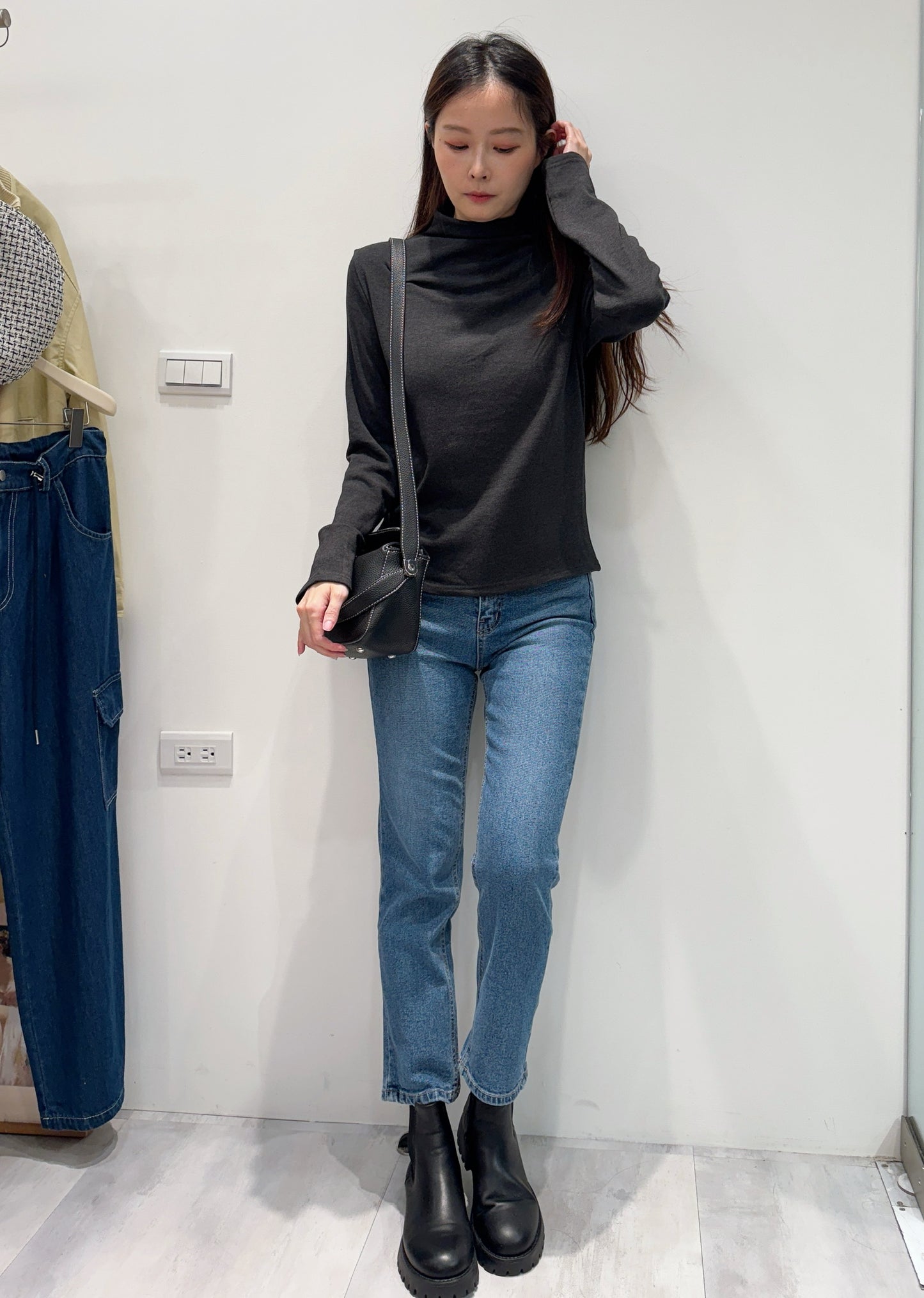 微高領超舒服觸感素面上衣