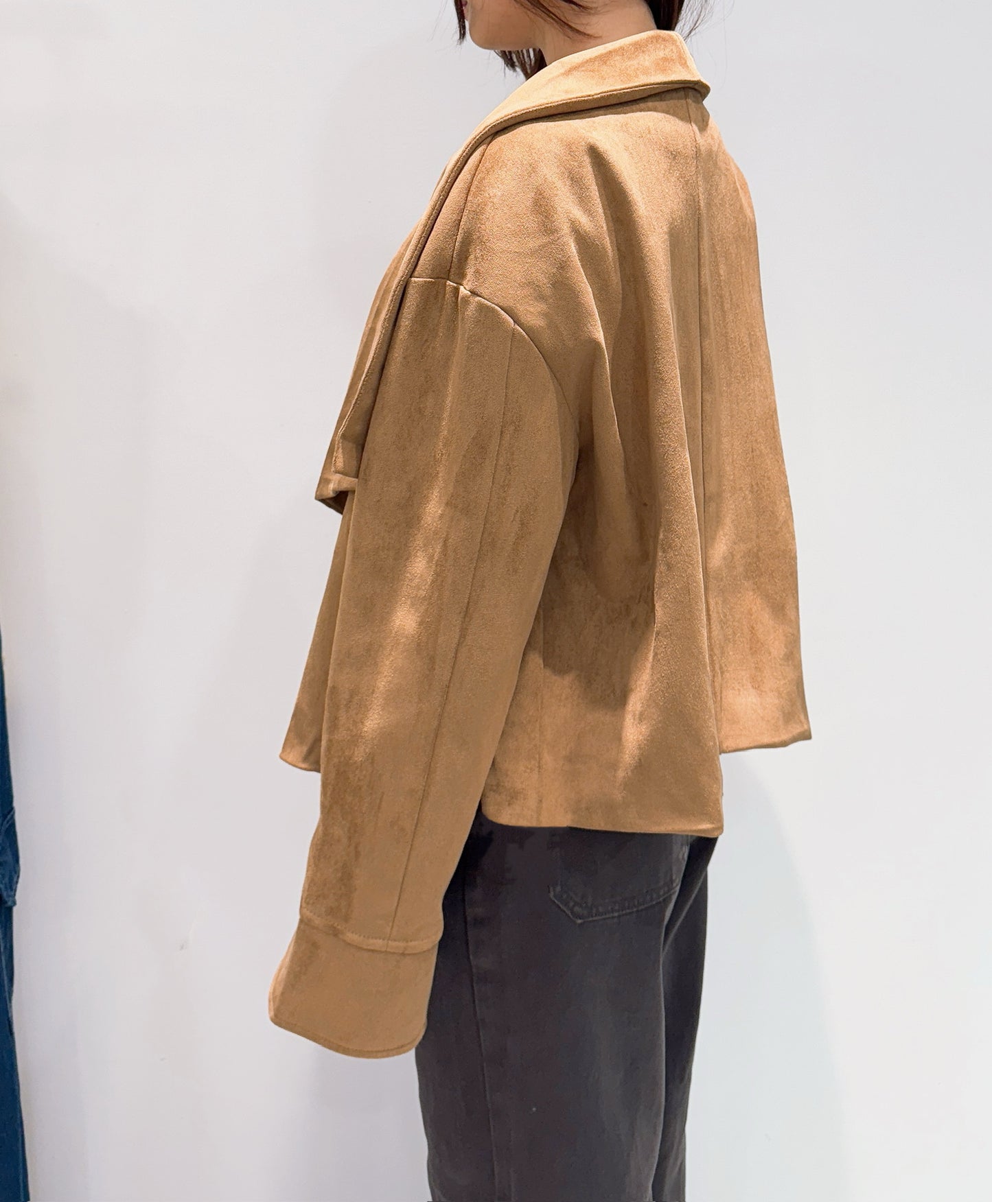 開襟翻領麂皮外套