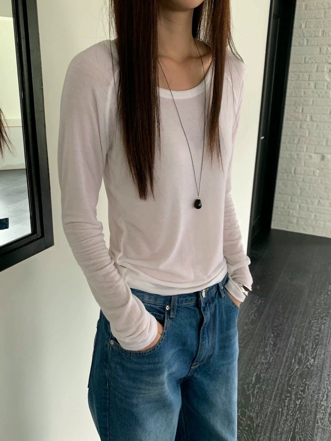 薄感羊毛天絲素面上衣