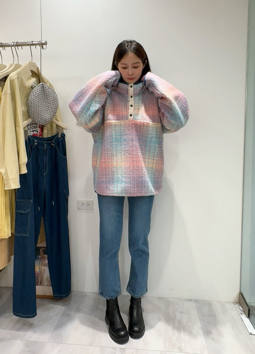 粉藍夢境Q絨休閒上衣