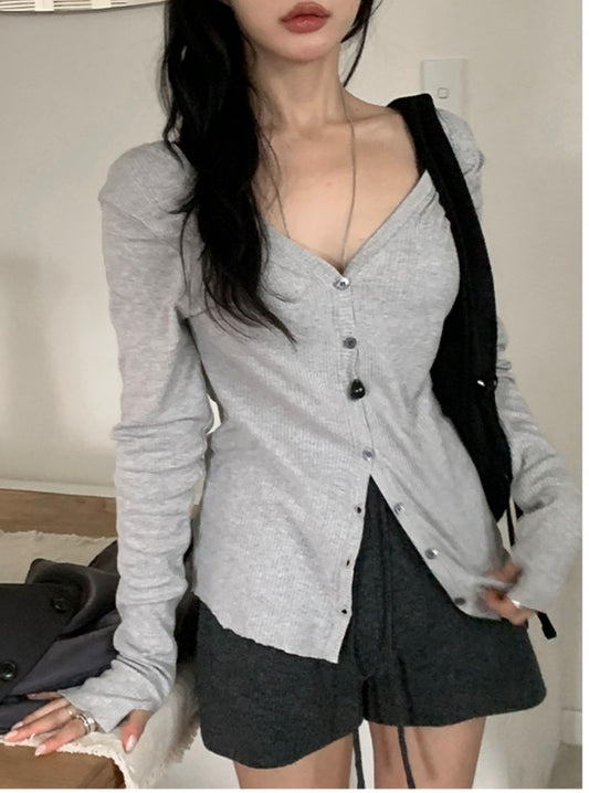 大V排扣設計上衣