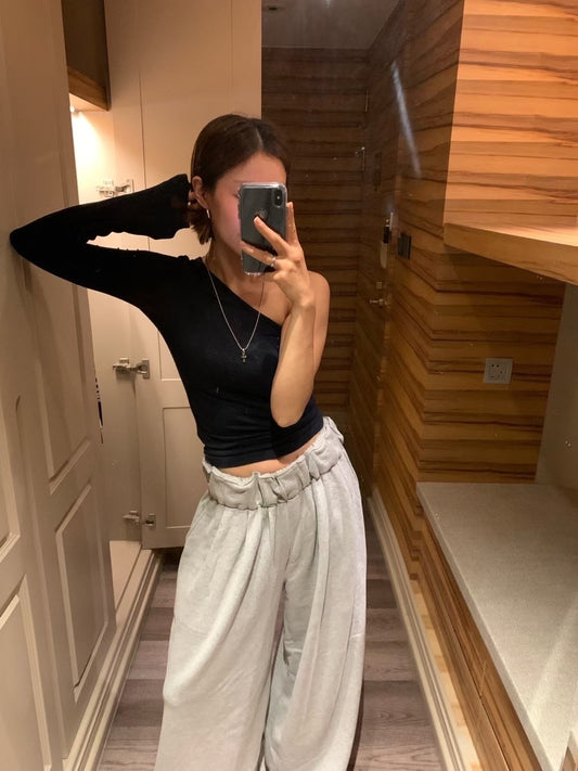 單邊露肩設計長袖上衣