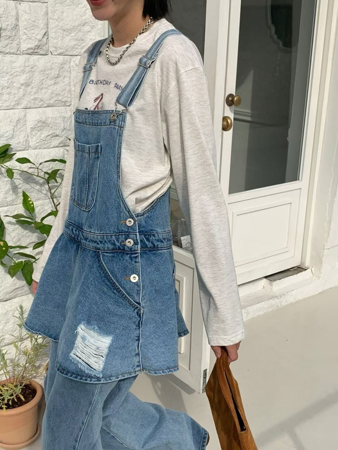 小圍裙設計牛仔吊帶褲